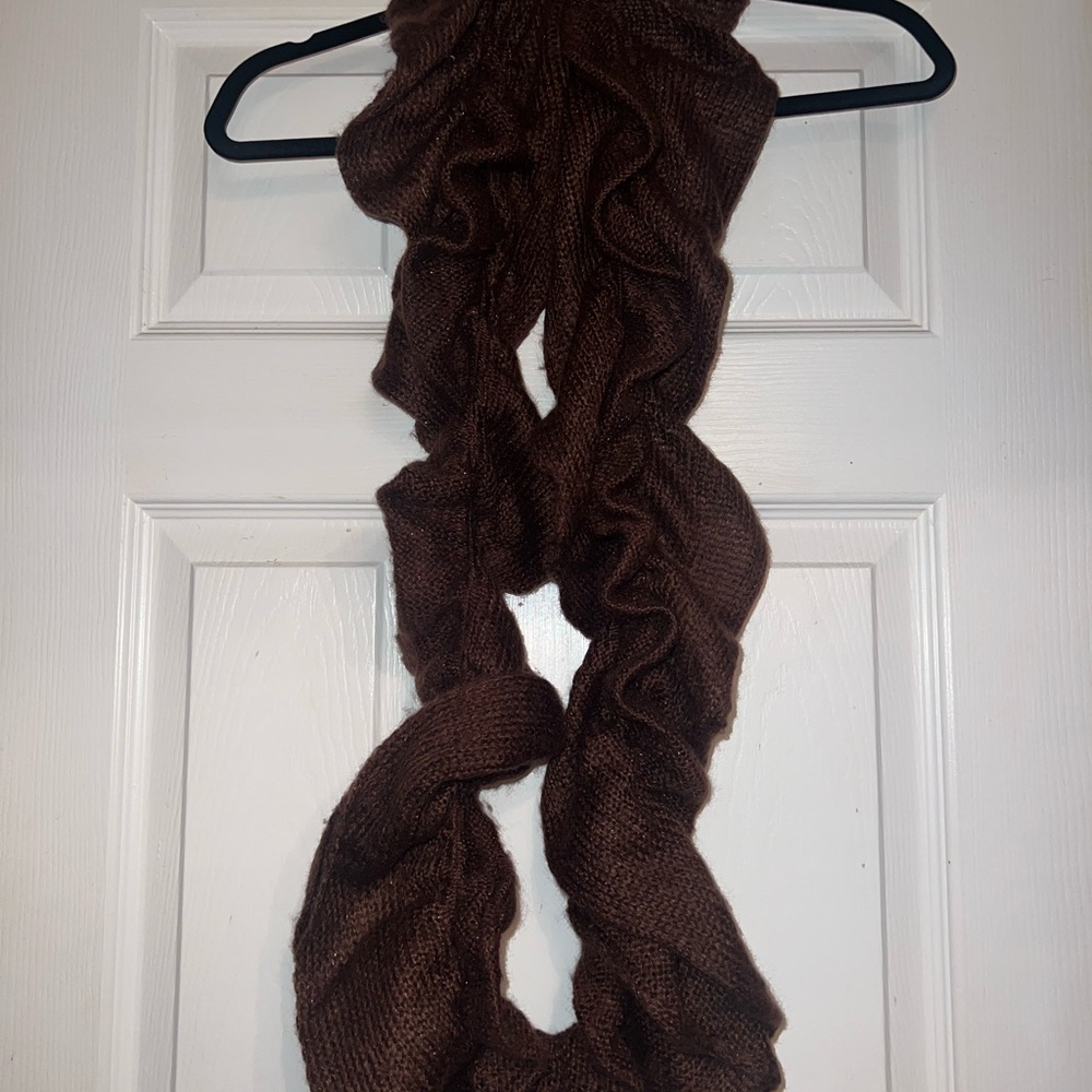Brown Calvin Klein woman’s scarf